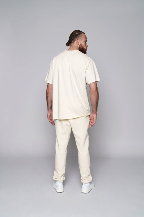 back view of white 1965 oversize crew
